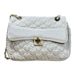 Betsey Johnson White Heart Quilted Perforated Flap Bag Gold Chain NWT Defect
